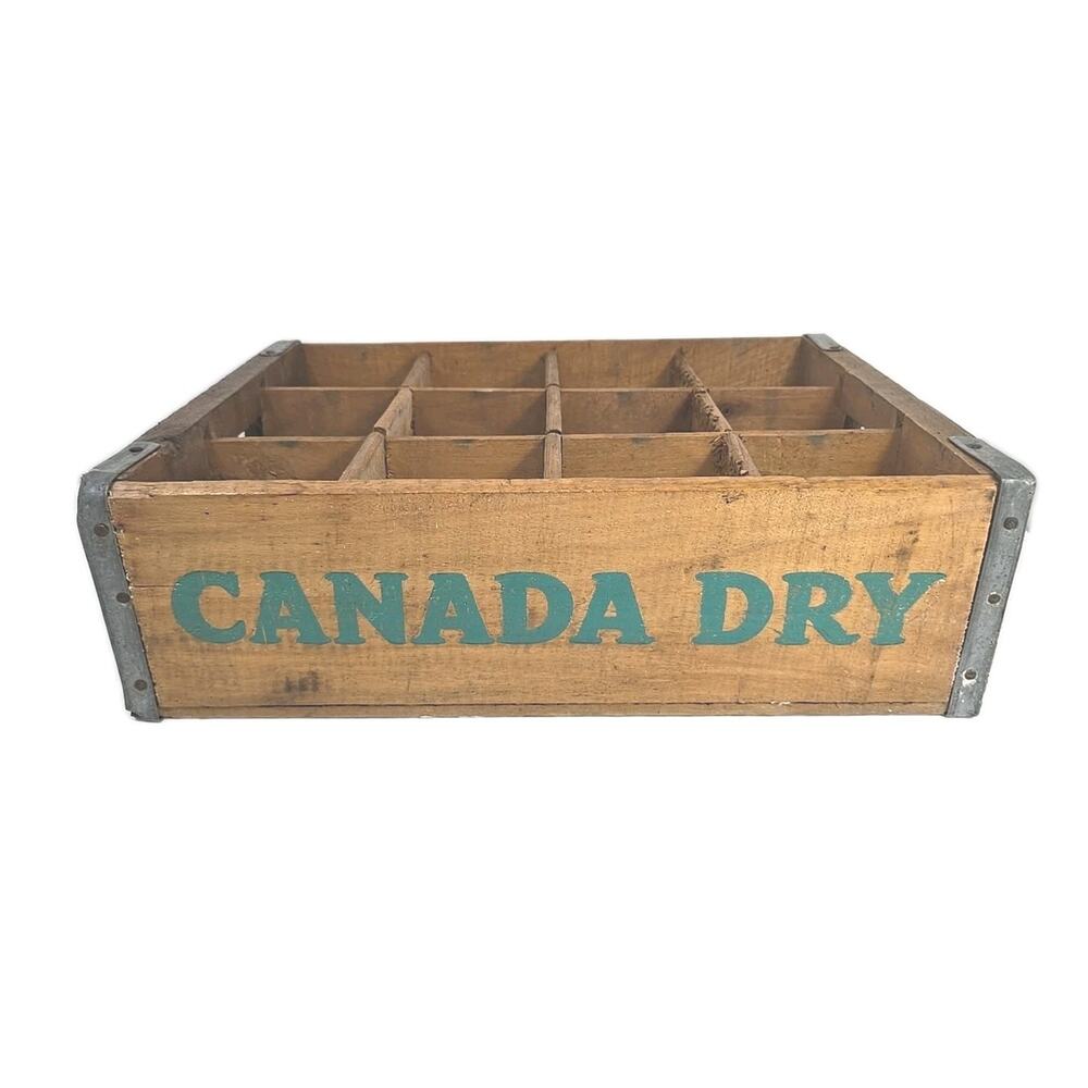 1975 Wooden Canada Dry Soda Crate Louisville, KY VSA